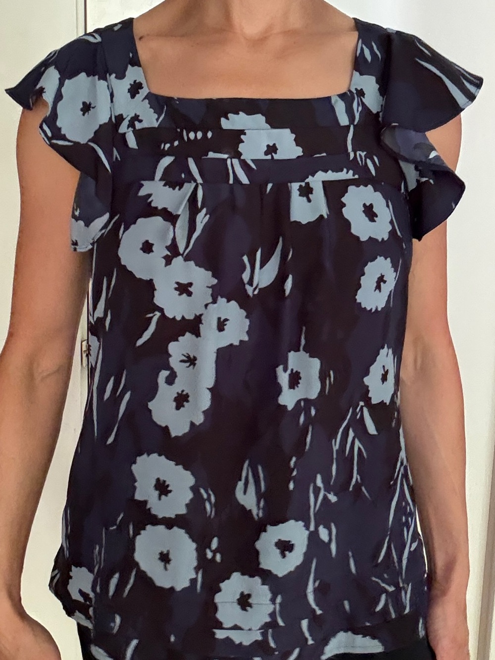 Banana Republic Navy Floral Square-Neck Flutter Sleeve Blouse